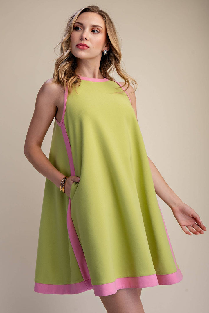 Sleeveless Mini Dress / Hem Contrast